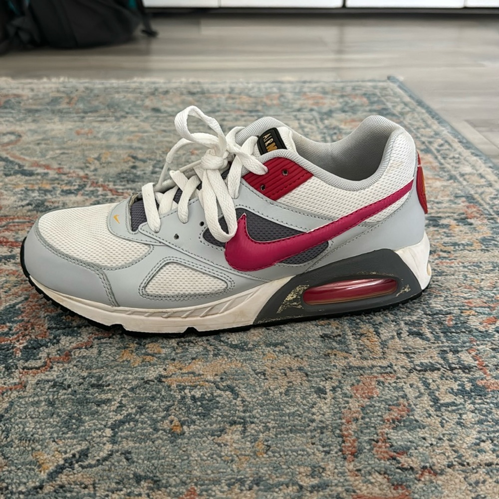 womens nike air max sneakers pink and white